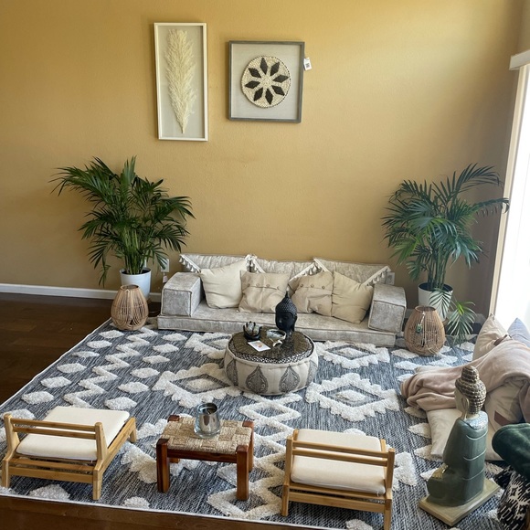 Meet your Posher, “ just J “ - Picture 8 of 9